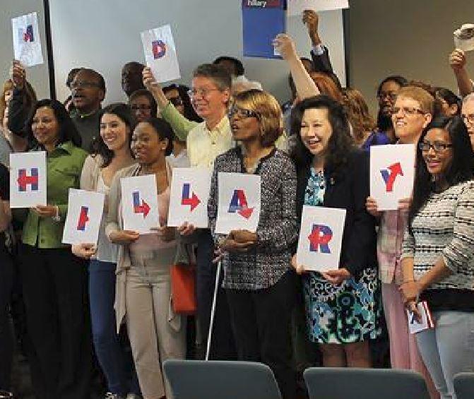 Group of Hillary supporters featured in the "Women are Fundraising Their Way to the Big Political Table" blog.